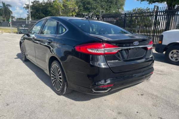 фото Ford Fusion SE