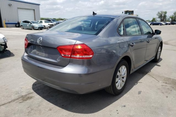 фото Volkswagen Passat S