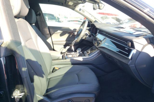 фото AUDI Q8 PRESTIGE S-LINE
