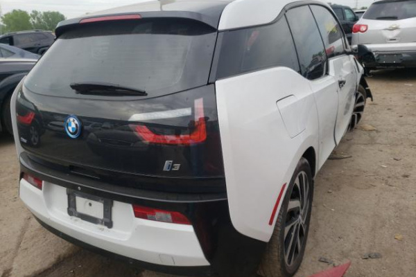 фото BMW I3 REX
