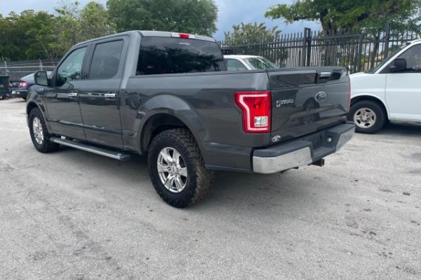 фото Ford F-150 SuperCrew