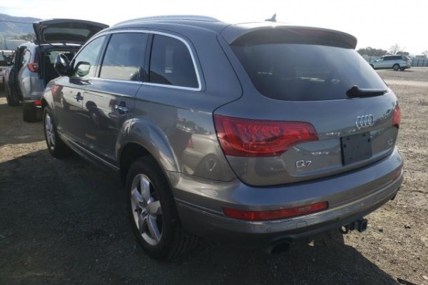 фото Audi Q7 PREMIUM