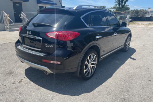 фото Infiniti QX50