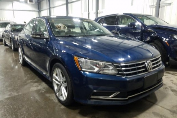 фото Volkswagen Passat WOLFSBURG