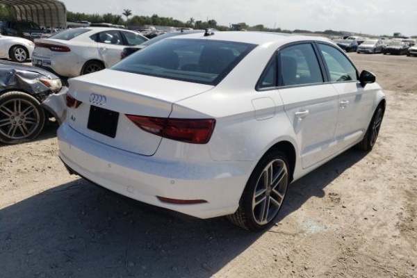 фото Audi A3 Premium