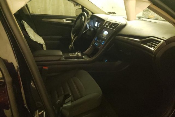 фото Ford Fusion SE