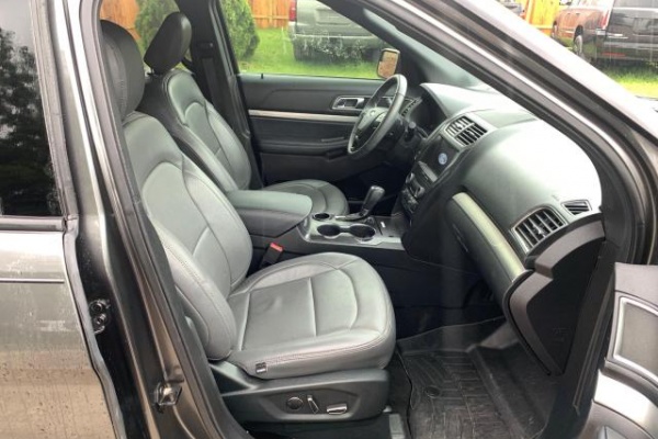 фото Ford EXPLORER XLT