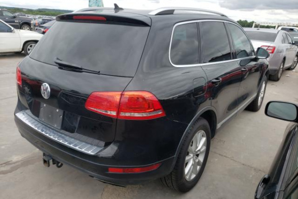 фото Volkswagen TOUAREG V6