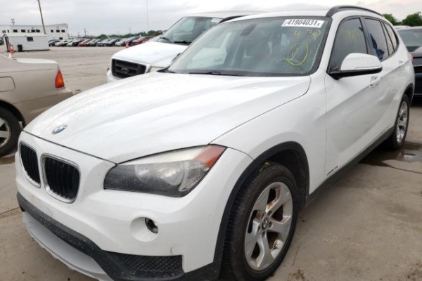 фото BMW X1 SDRIVE28I