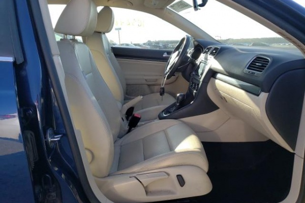 фото Volkswagen Jetta S