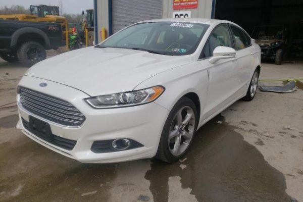 фото Ford Fusion SE