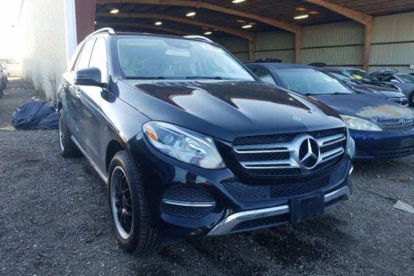 фото Mercedes-Benz GLE 350 4MATIC