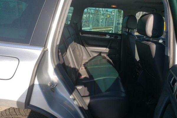 фото Volkswagen TOUAREG V6