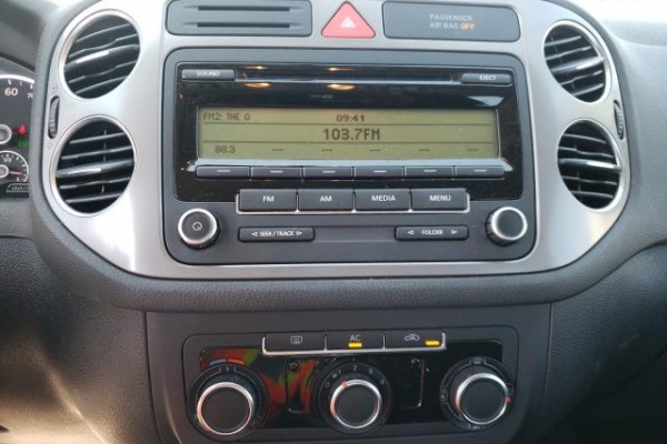 фото Volkswagen Tiguan S