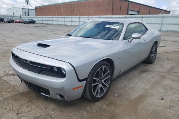 фото Dodge CHALLENGER R/T