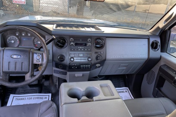 фото Ford F-150 SUPER DUTY