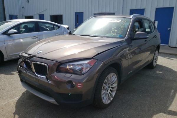 фото BMW X1 SDRIVE28I