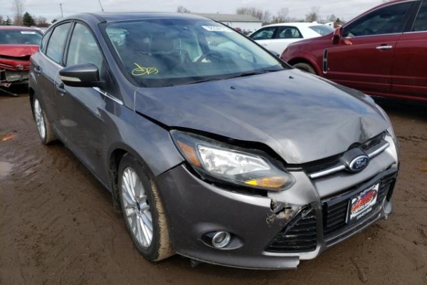 фото Ford Focus TITANIUM