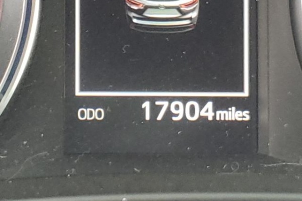 фото Toyota Highlander SE