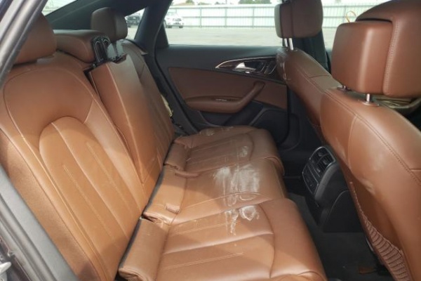 фото Audi A6 Premium