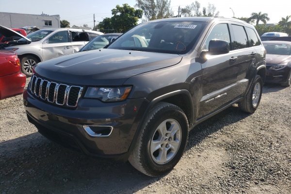 фото Jeep Grand Cherokee LAREDO