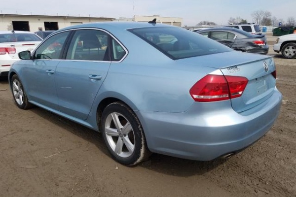 фото Volkswagen Passat SE