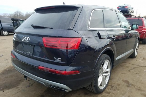 фото Audi Q7 PRESTIGE