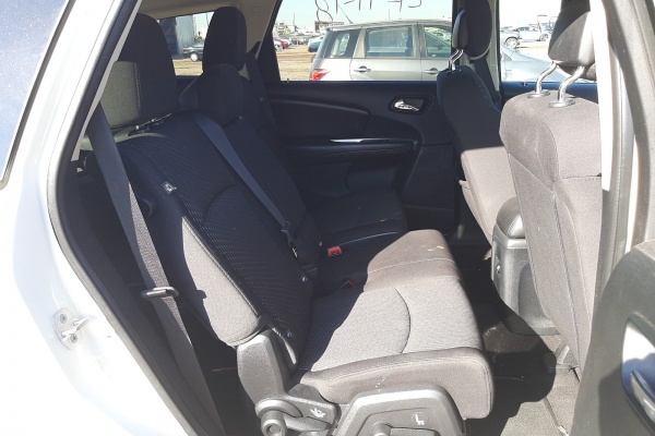 фото Dodge Journey SE