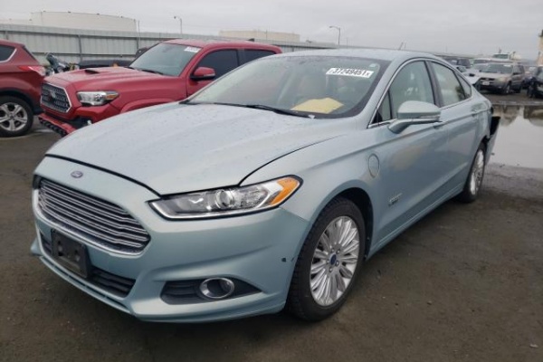 фото Ford Fusion SE HYBRID