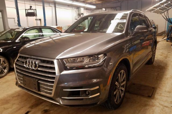 фото AUDI Q7 PRESTIGE