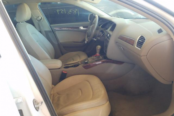 фото AUDI A4 PREMIUM