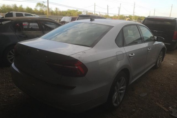 фото Volkswagen Passat WOLFSBURG