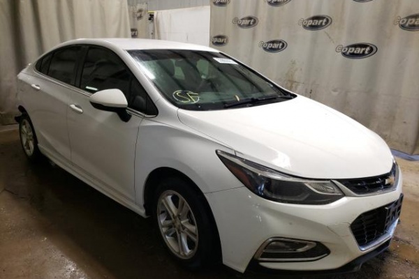 фото Chevrolet Cruze LT