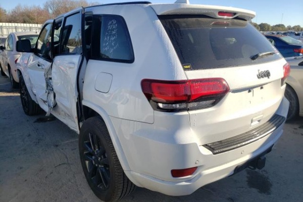 фото jeep  GRAND CHEROKEE LAREDO