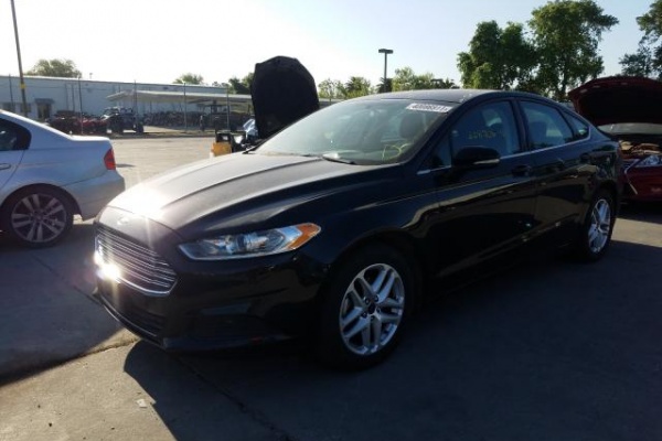 фото Ford Fusion SE