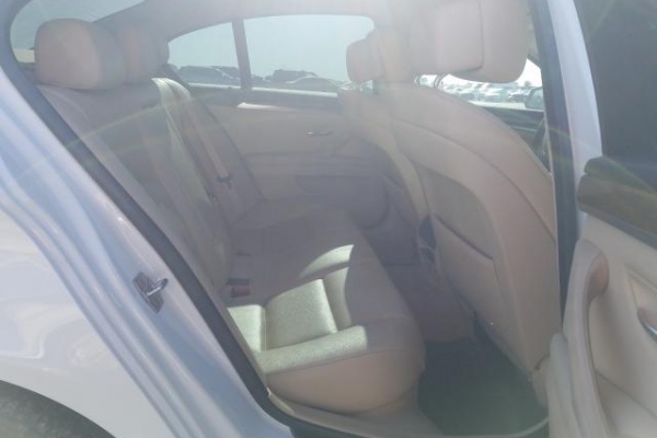 фото BMW 528 I
