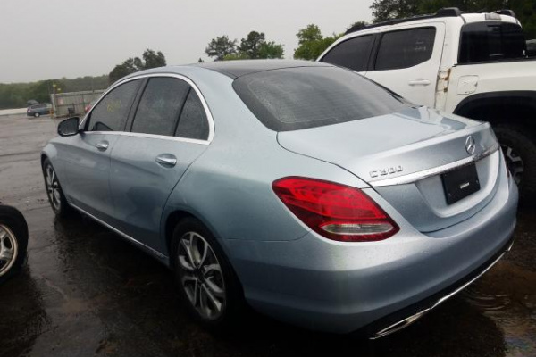 фото Mercedes-Benz C 300