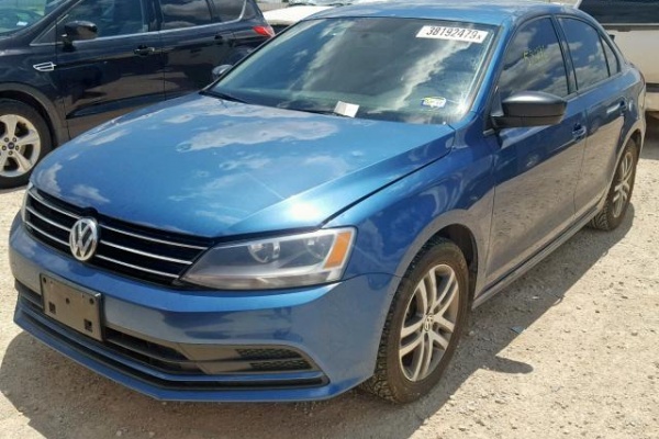 фото Volkswagen Jetta S