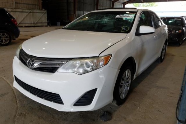 фото Toyota Camry L