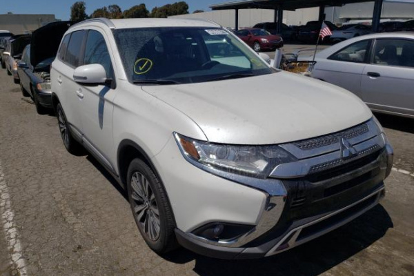 фото MITSUBISHI OUTLANDER