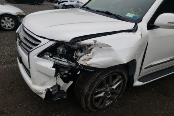 фото LEXUS LX 570