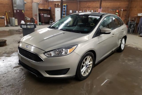 фото Ford Focus SE