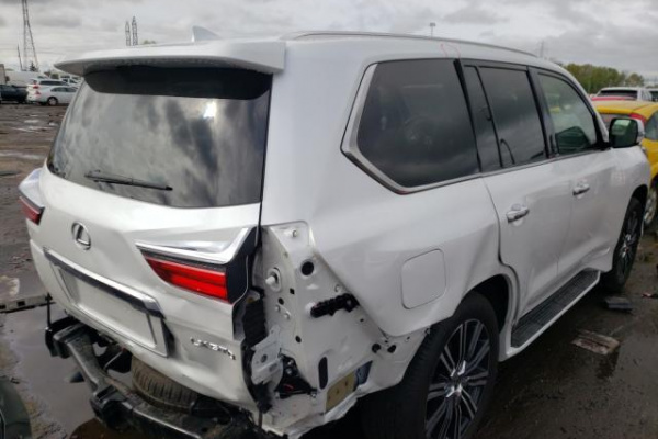 фото LEXUS LX 570