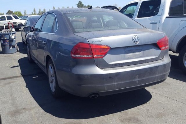 фото Volkswagen Passat Se