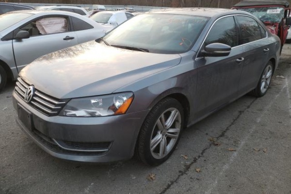 фото Volkswagen Passat SE