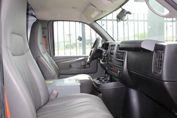 фото CHEVROLET EXPRESS G2500