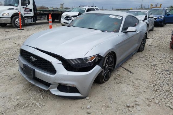 фото Ford Mustang
