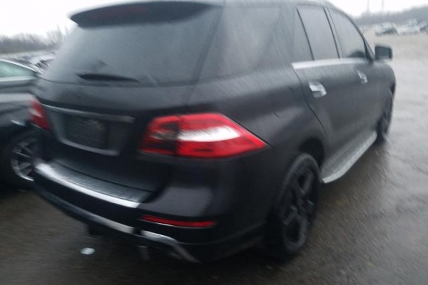 фото Mercedes-Benz ML 350