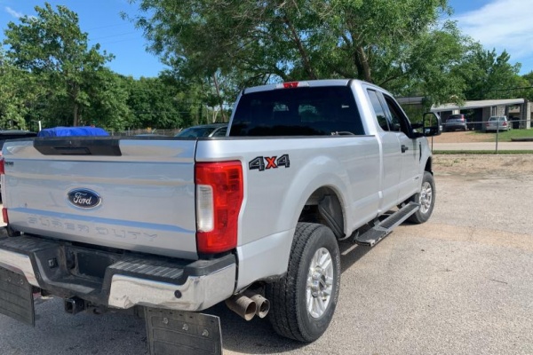 фото Ford F-150 SUPER DUTY