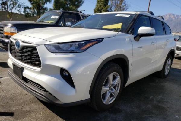 фото Toyota HIGHLANDER HYBRID LE